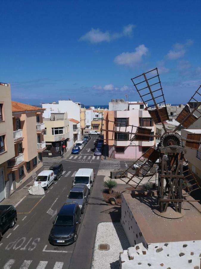 Calle Eusebio Carballo Estevez Corralejo Luaran gambar